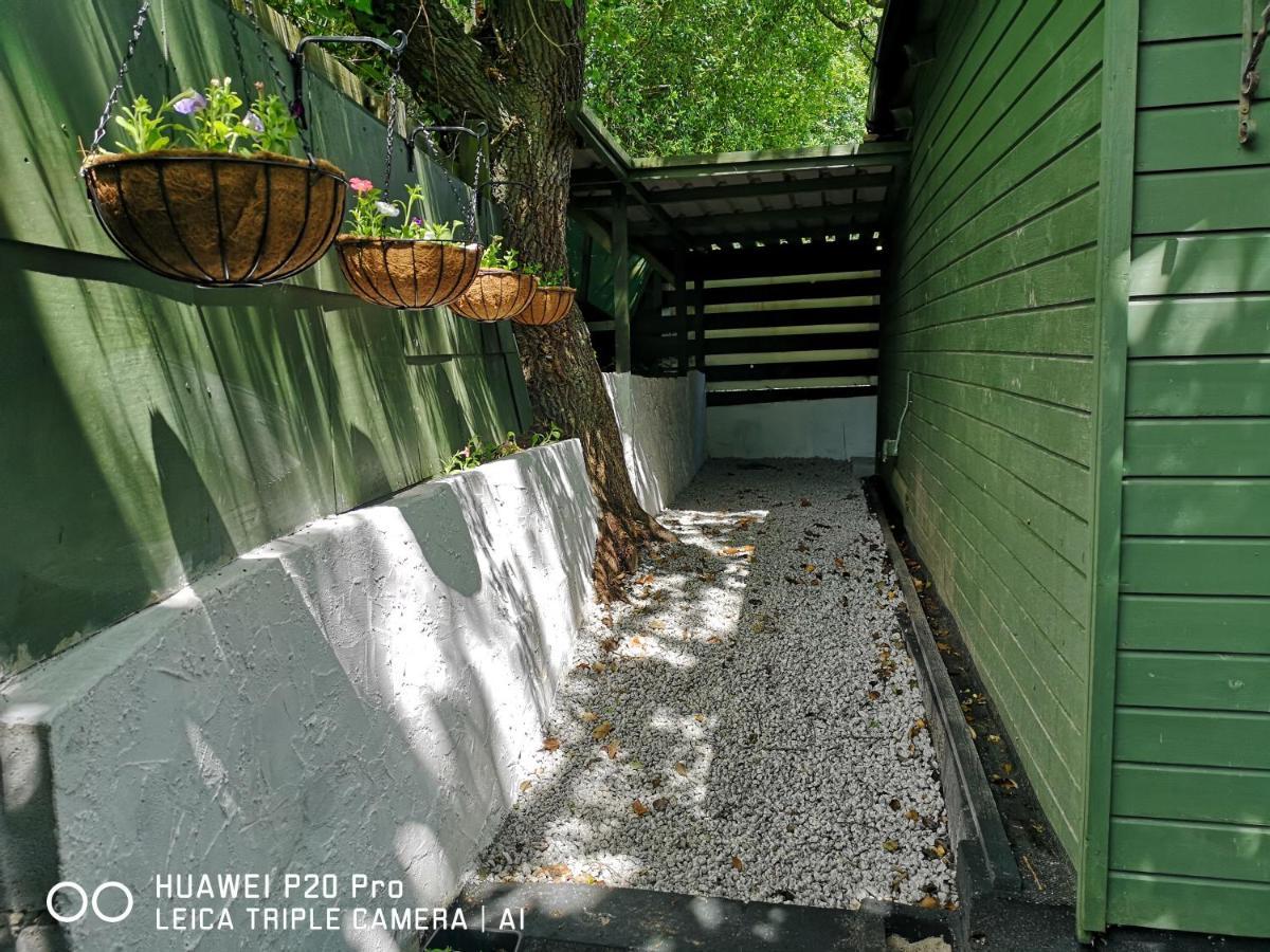 The Old Boathouse Villa Gweek Exterior foto