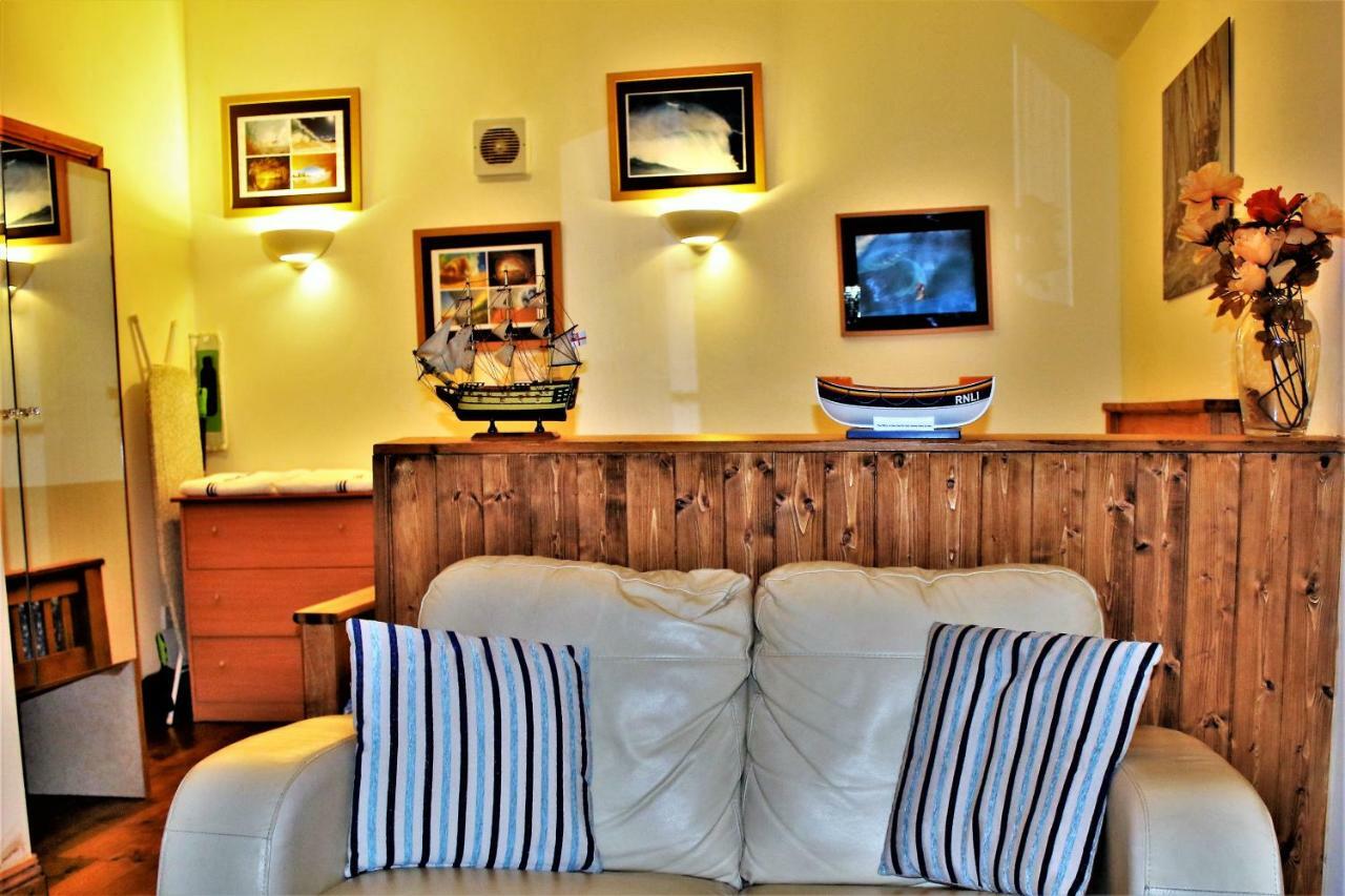 The Old Boathouse Villa Gweek Exterior foto